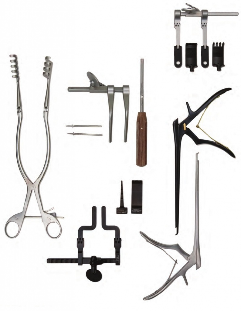 Хирургический инструмент1